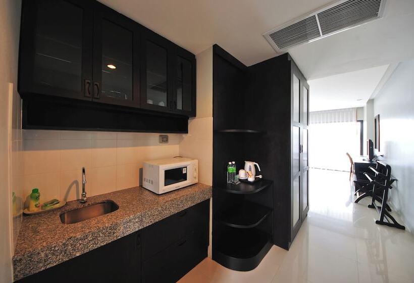 Palmyra Patong Resort Phuket  Sha Extra Plus