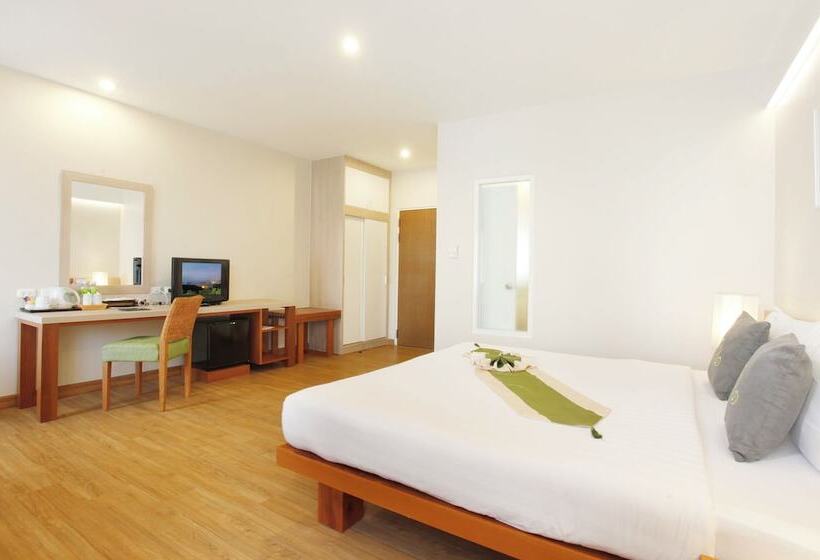 Palmyra Patong Resort Phuket Sha Extra Plus