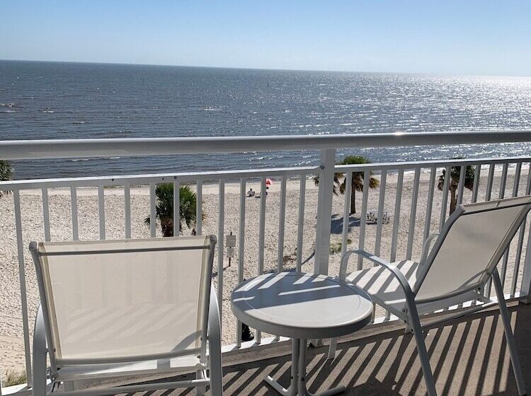 South Beach Biloxi Hotel & Suites