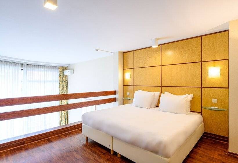 B Aparthotel Montgomery