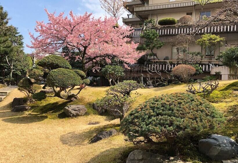 هتل Atami Kinjokan