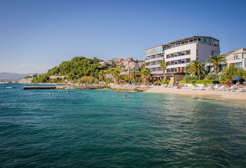 هتل Gala Split