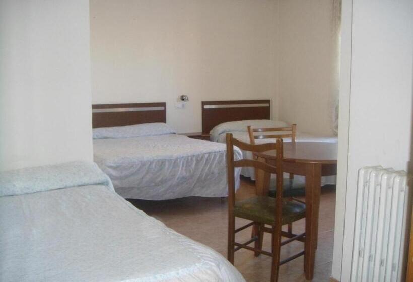 בית מלון כפרי Hostal Isabel