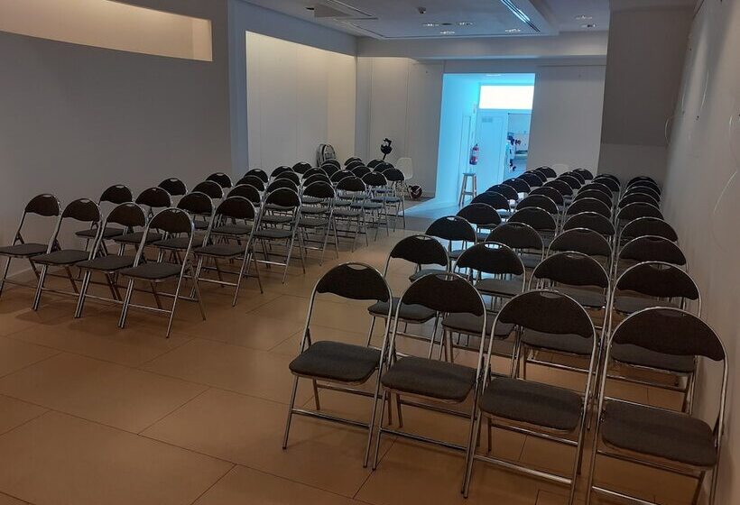 Fotos del hotel Madanis Liceo:  8