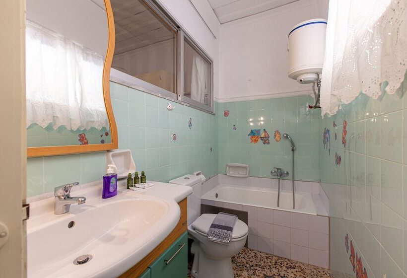 Orestis Hotel Sea View Apartments