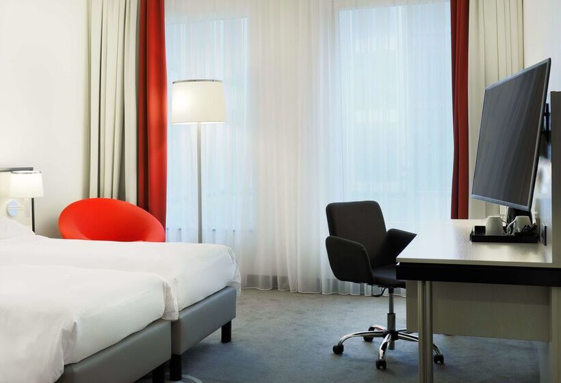 Hotel Park Inn By Radisson Brussels Midi, Brussels