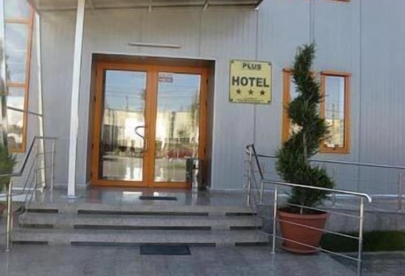 Hotel Plus