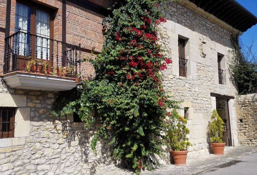 هتل روستایی Casona Los Caballeros