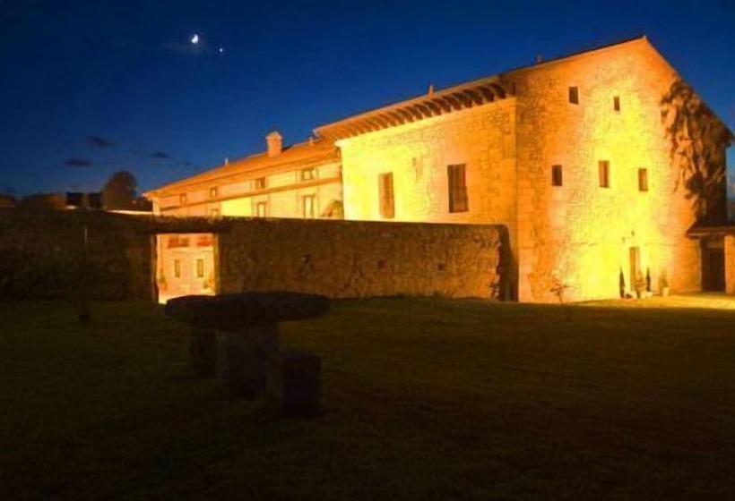 هتل روستایی Casona Los Caballeros