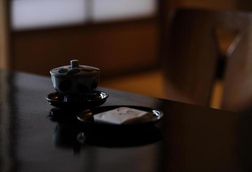 هتل Shirasagiyu Tawaraya