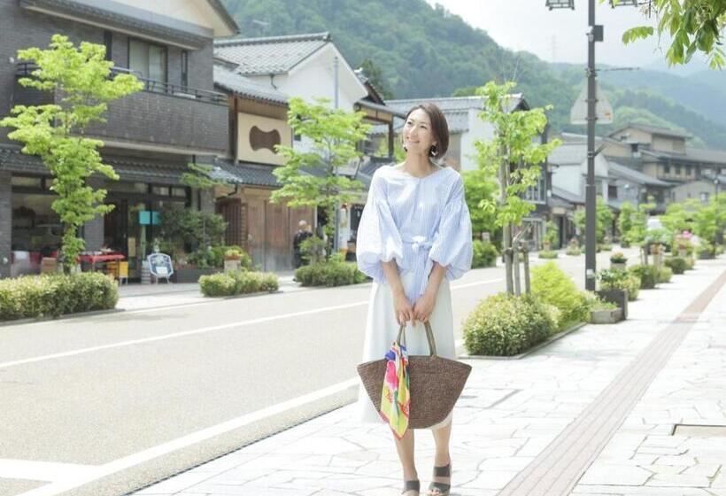 هتل Shirasagiyu Tawaraya