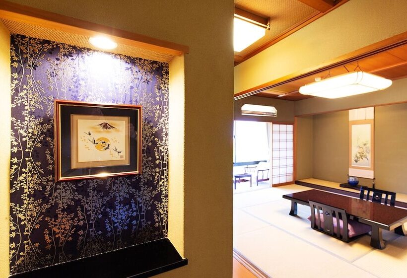 هتل Yamanaka Onsen Kissho Yamanaka