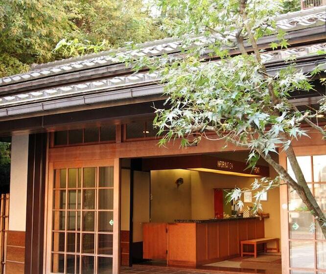 酒店 Yoshidaya Sannoukaku Ryokan