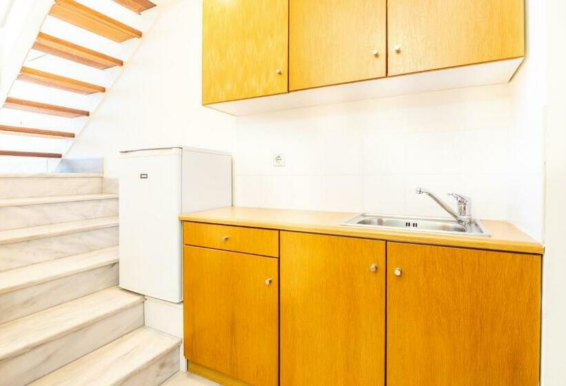 Orestis Hotel Sea View Apartments