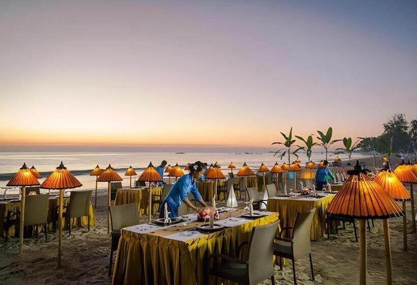 Amazing Ngapali Resort