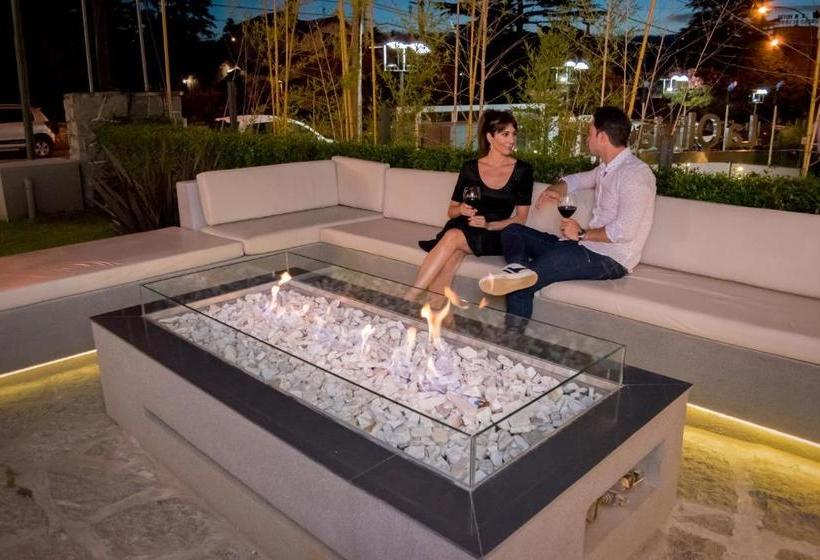 فندق فئة نجمة واحدة L Hirondelle   Adults Only