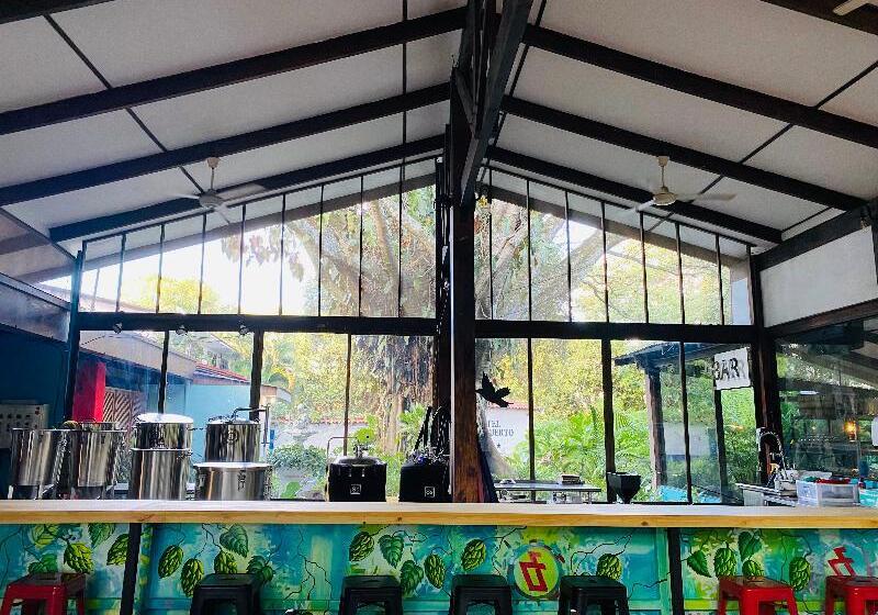 Fotos del hotel Aeropuerto:  6 Fotos del hotel Aeropuerto:  6