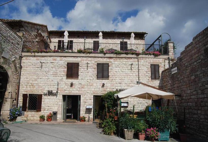 فندق Albergo La Rocca