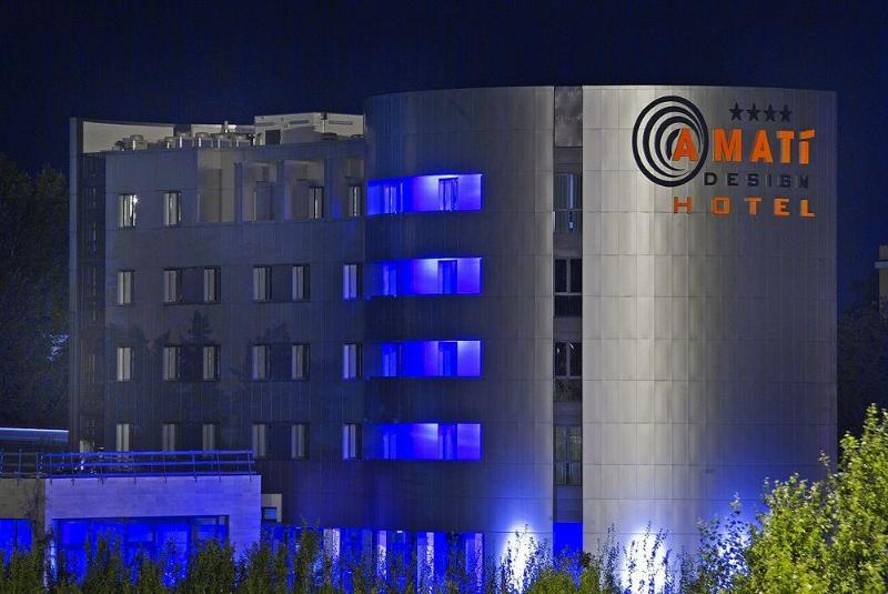 בית מלון כפרי Amati  Design