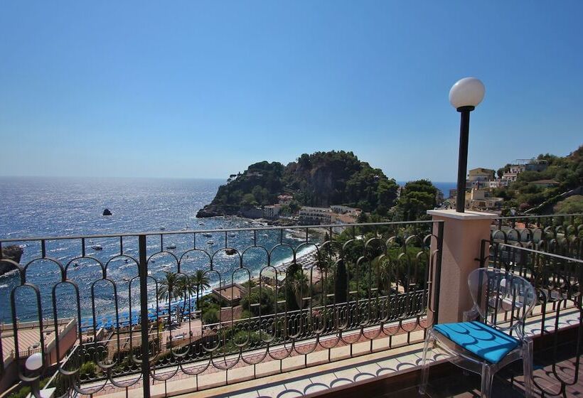 هتل Baia Azzurra