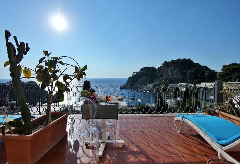 هتل Baia Azzurra