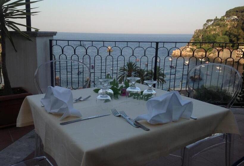 هتل Baia Azzurra