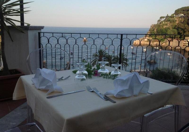 هتل Baia Azzurra