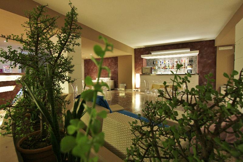 هتل Baia Azzurra