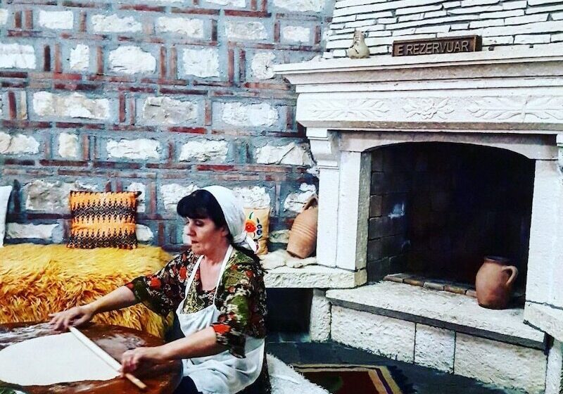 בית מלון כפרי Berati