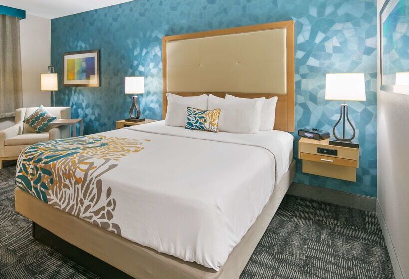 هتل Best Western Plus Houston Atascocita Inn & Suites