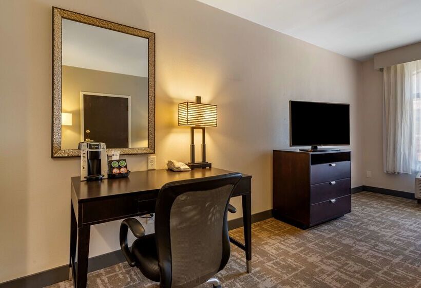 هتل Best Western Plus Dalton Inn