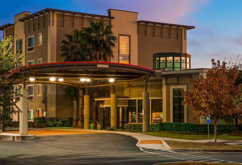 Best Western Plus Lackland Hotel And Suites