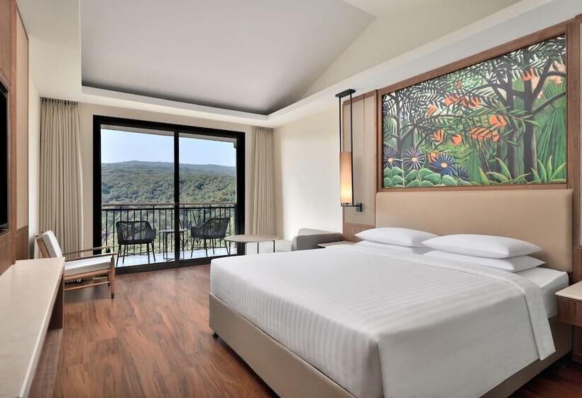 هتل Courtyard By Marriott Mahabaleshwar