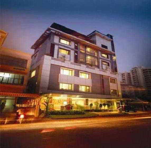 Hotel Deshadan Plaza Cochin