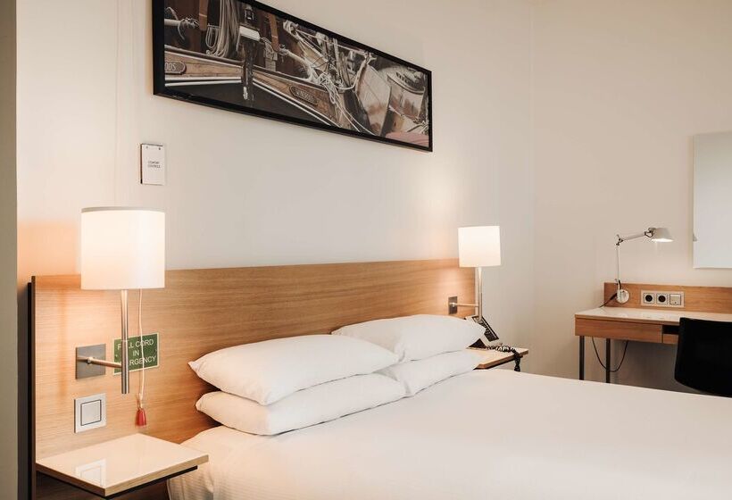 فندق Doubletree By Hilton  Amsterdam Centraal Station