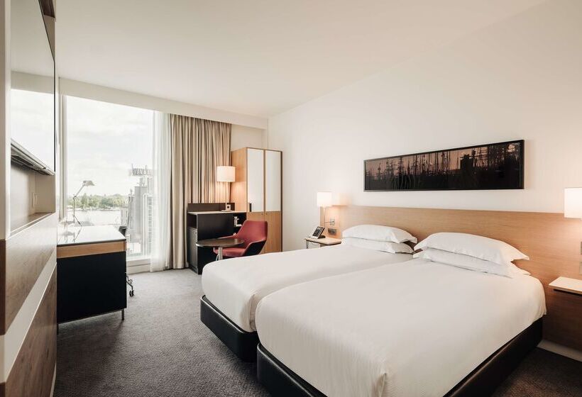 هتل Doubletree By Hilton  Amsterdam Centraal Station