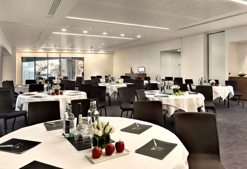 Doubletree By Hilton Hotel London  Tower Of London