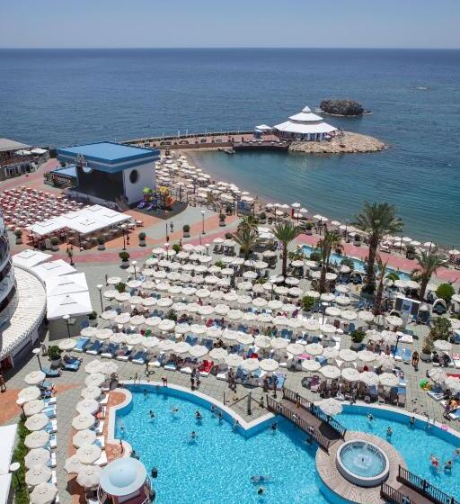 هتل Granada Luxury Okurcalar