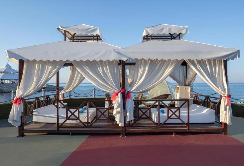 هتل Granada Luxury Okurcalar