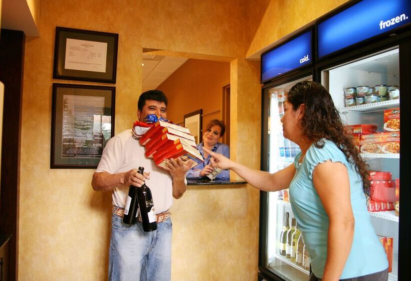 ホテル Hampton Inn And Suites Dobson
