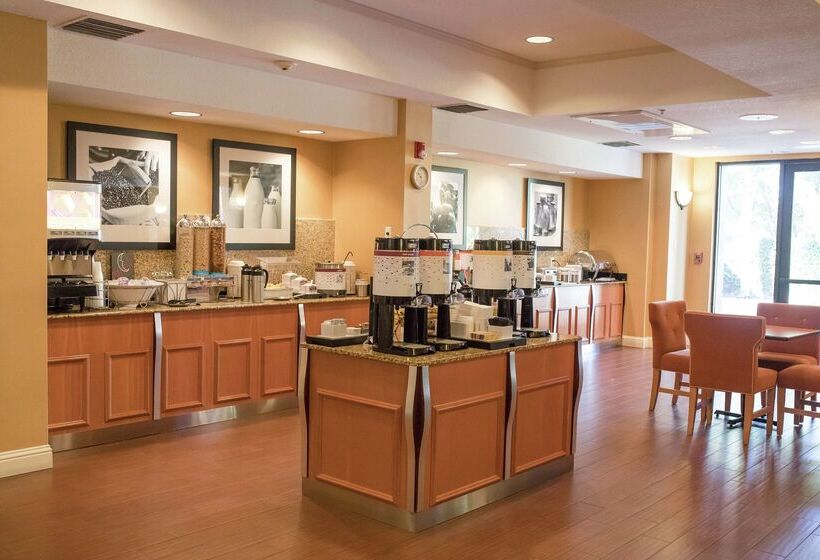 فندق Hampton Inn & Suites Lathrop