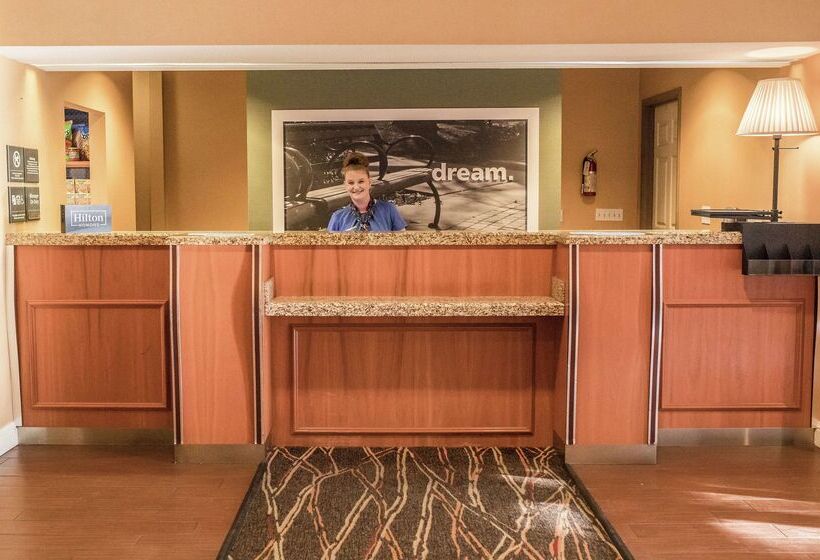 فندق Hampton Inn & Suites Lathrop