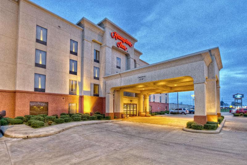 هتل Hampton Inn Cleveland, Ms