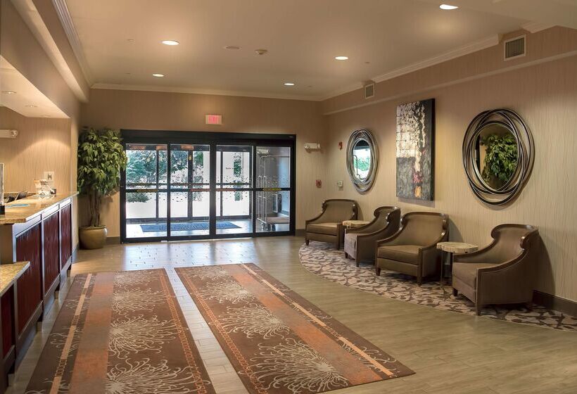 هتل Hampton Inn Doylestown