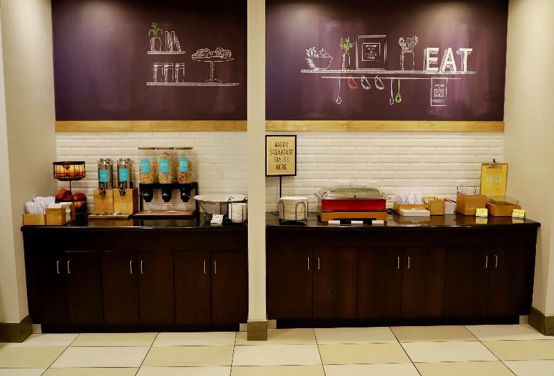هتل Hampton Inn Doylestown
