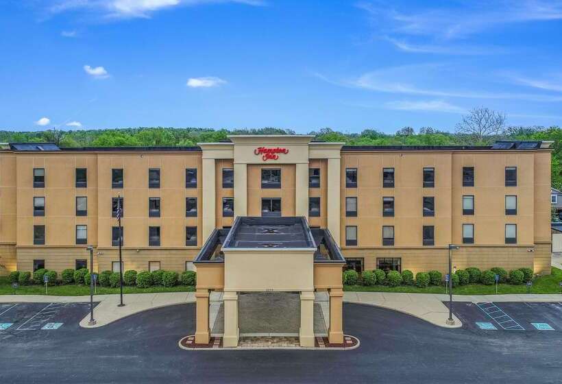 בית מלון כפרי Hampton Inn Greenfield