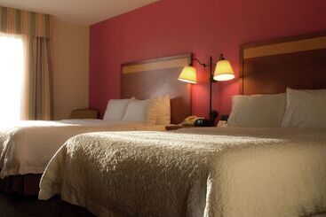 هتل Hampton Inn Montgomery South Airport