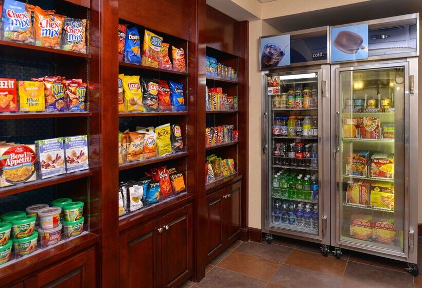 هتل Hampton Inn & Suites Daytonvandalia
