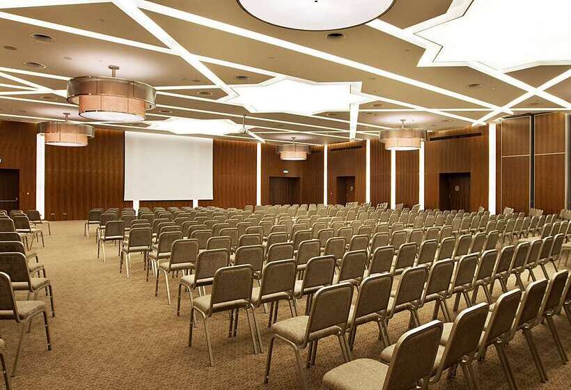 هتل Hilton Garden Inn Konya, Turkey
