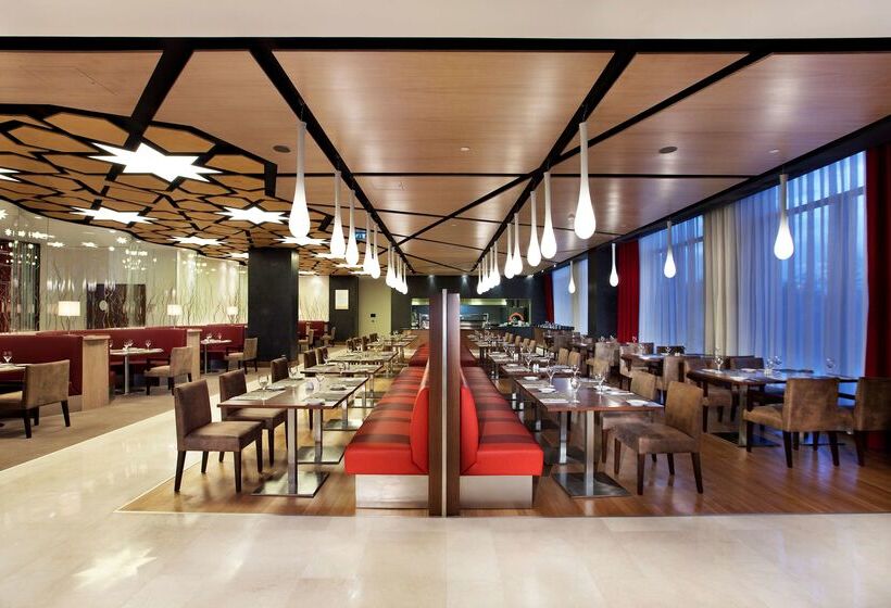 هتل Hilton Garden Inn Konya, Turkey
